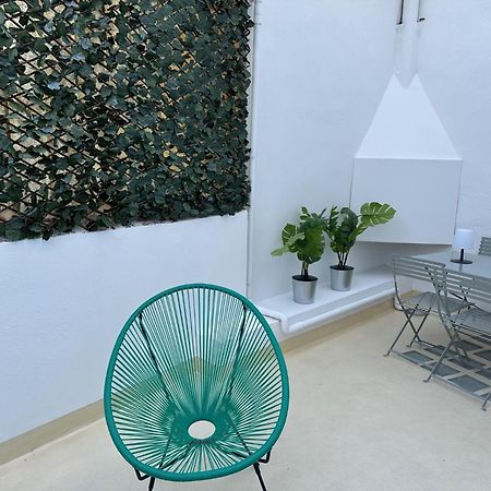 Charmant Appartement 3 Chambres Et Terrasse Eyragues Exterior foto